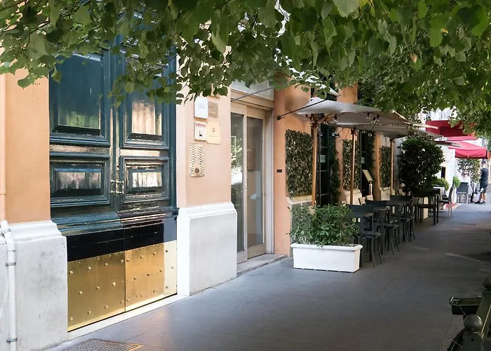 Maison Boncompagni